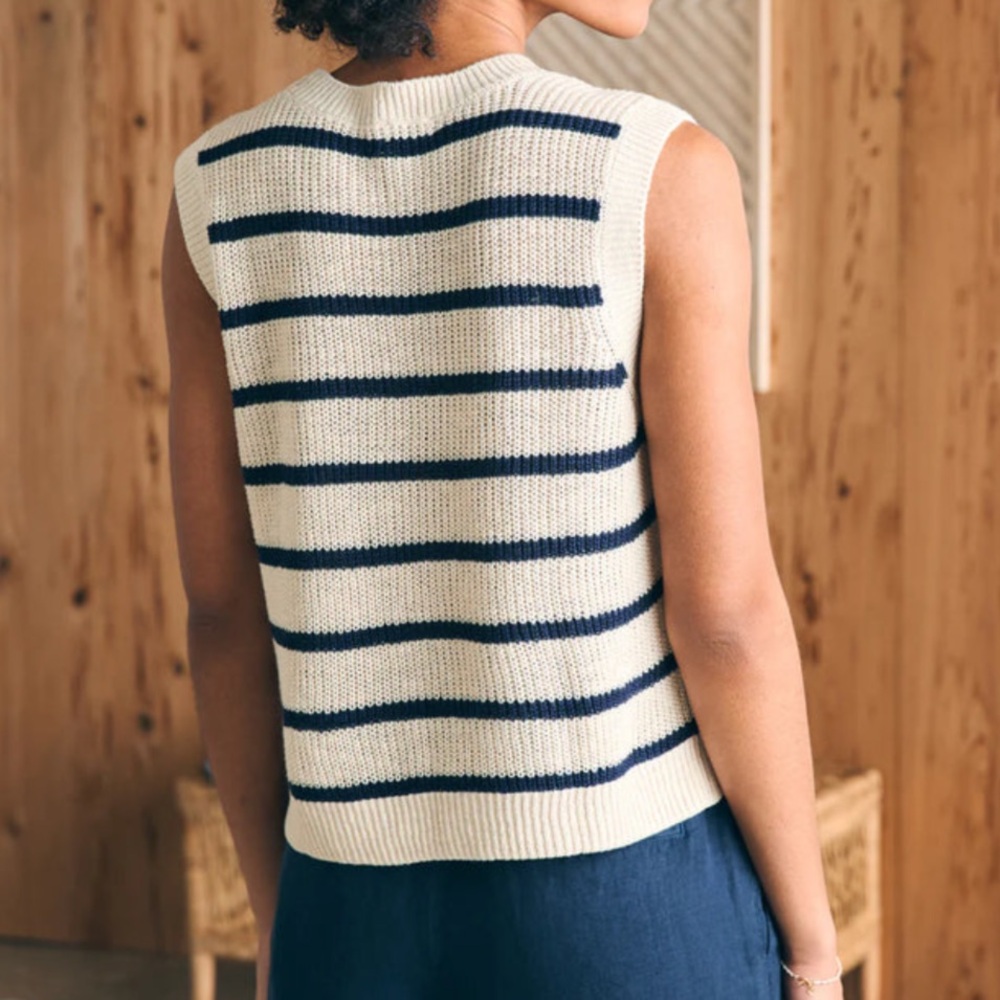 Like New! FAHERTY Miramar Linen Muscle Tank Ivory Navy stripe size Medium - Picture 5 of 11
